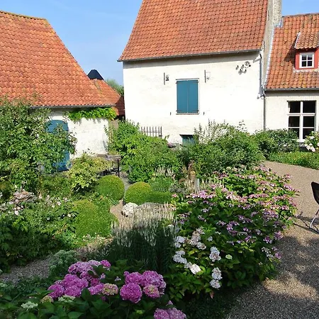 Bed & Breakfast Oud Moeshof 4*
